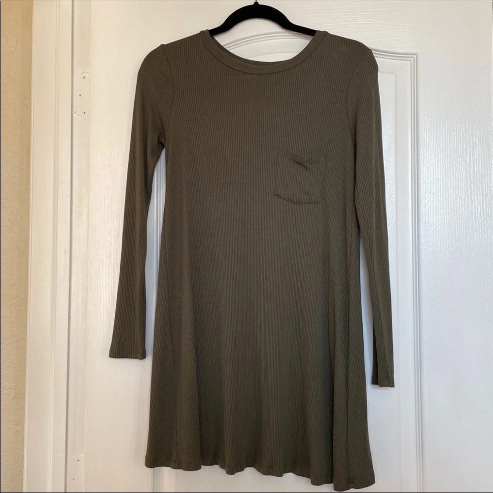 FOREVER 21 olive green dress